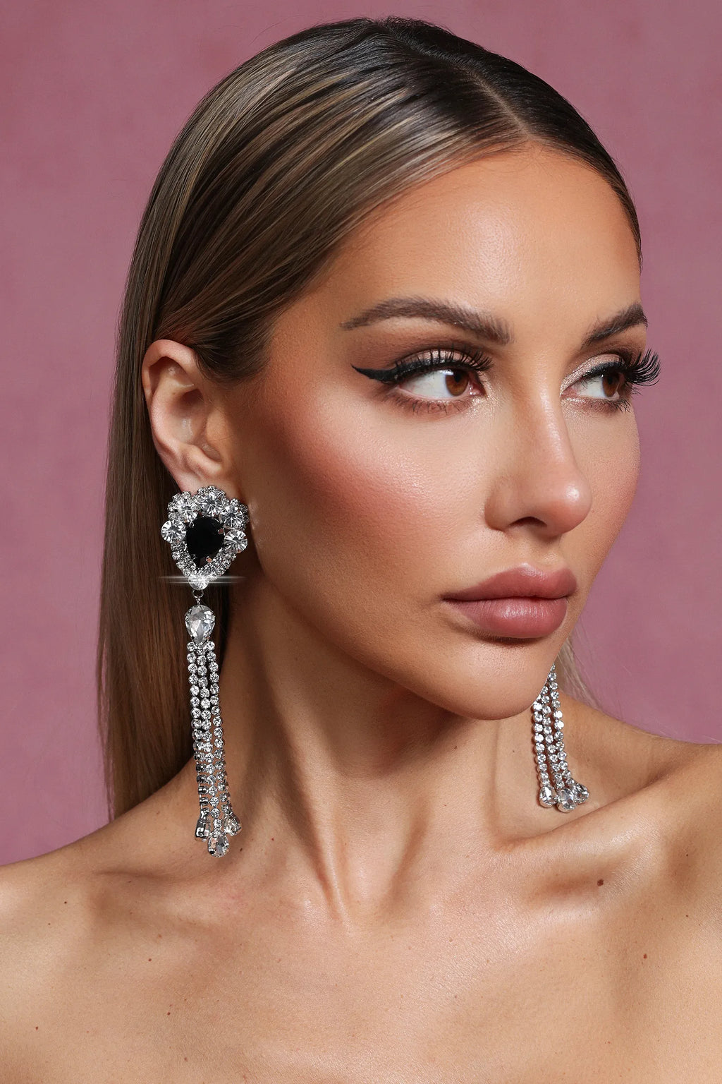 Pendientes Liora – Corazón Negro