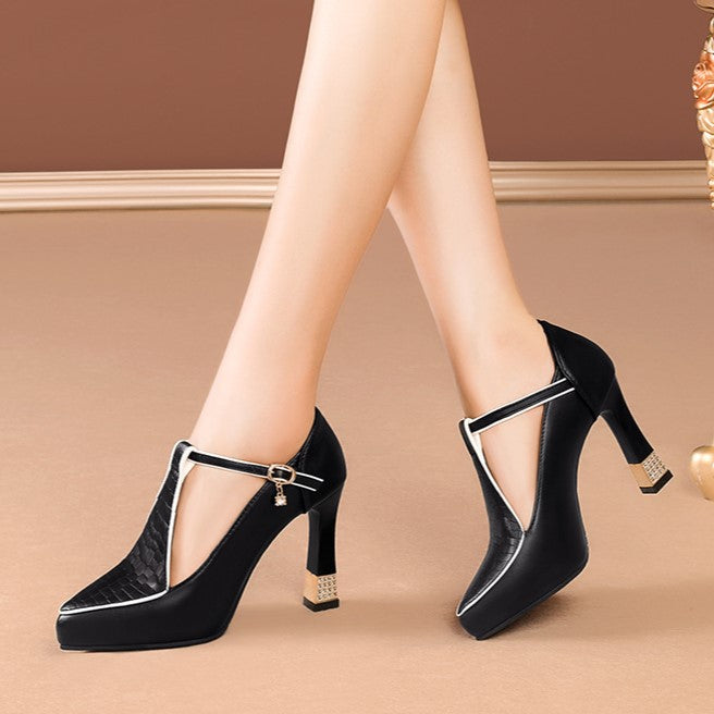 Aurora – Zapatos de salón con tiras en T y adornos