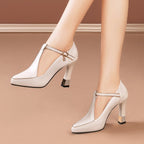 Aurora – Zapatos de salón con tiras en T y adornos