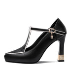 Aurora – Zapatos de salón con tiras en T y adornos