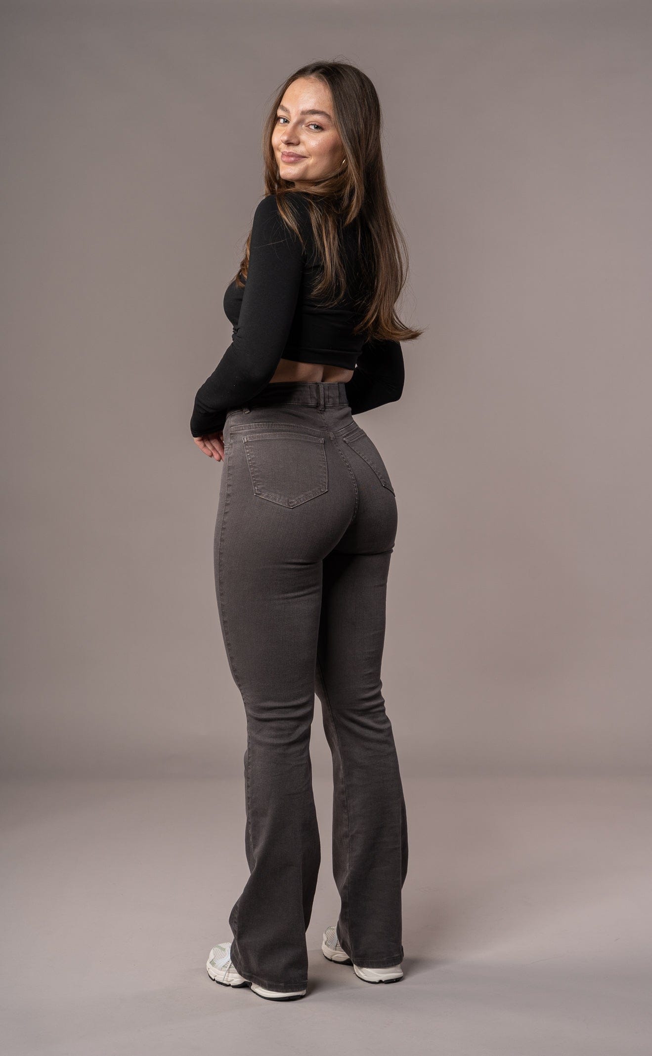 Vaqueros Acampanados Pastel - Gris Antracita