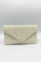 Bolso Clutch Mireya con perlas