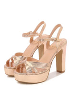 Zapatos Soledad Dorado de tacón